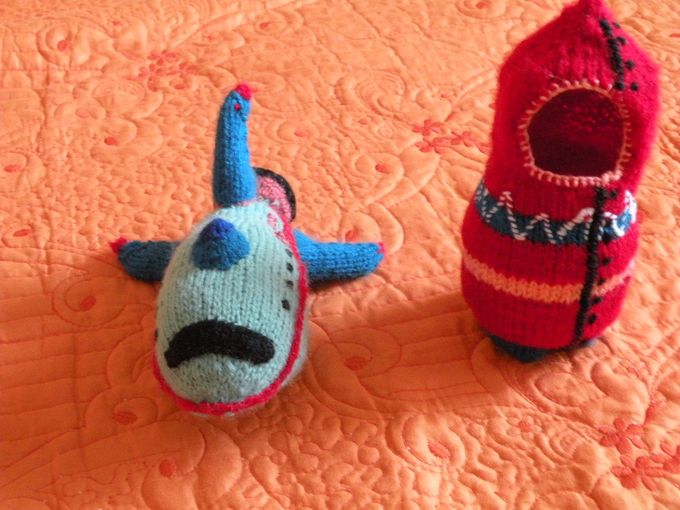 Knitted toys