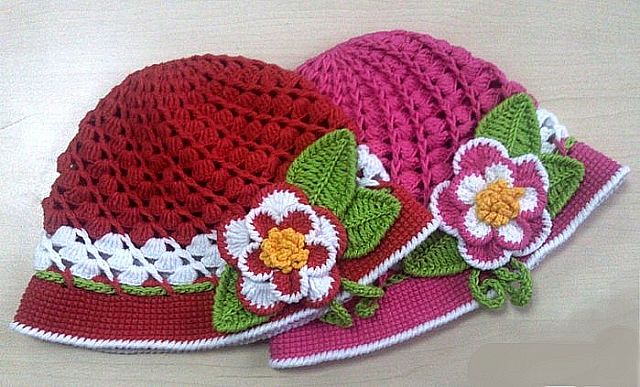 Hut mit Blumen