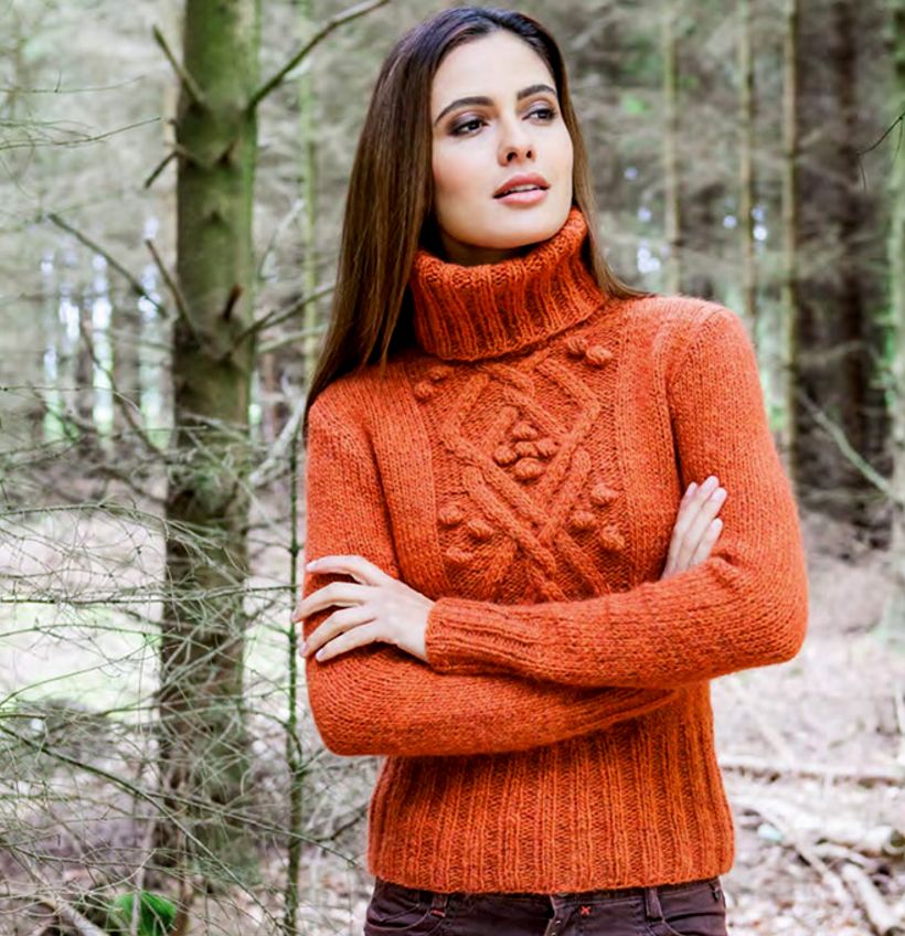 orangefarbener Pullover Modell Rhombuses Bobs